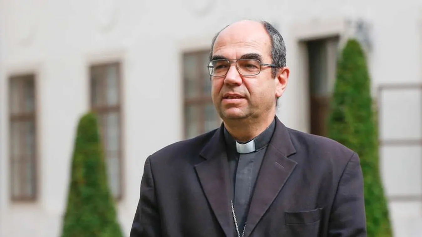 Székely János: Nem szabad elhomályosítani a család fogalmát