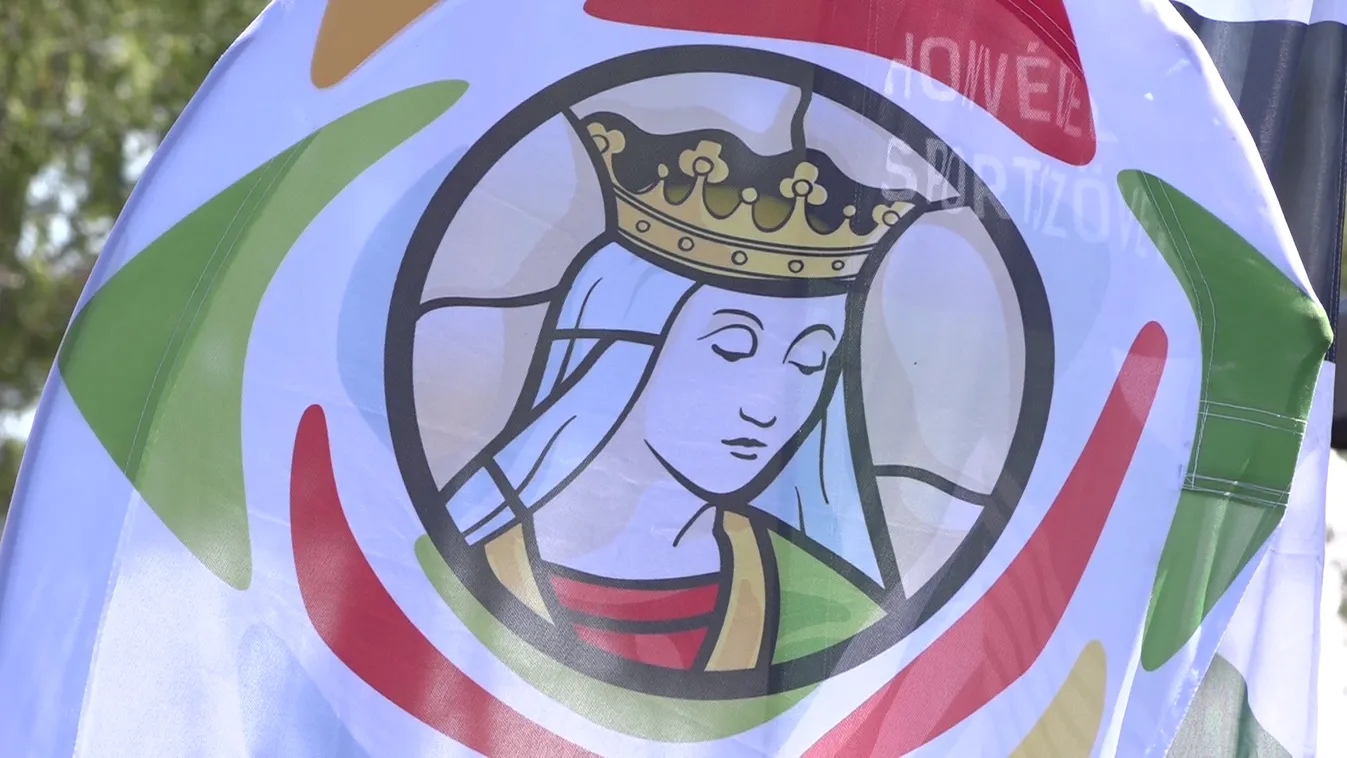 Hősök napja az Erzsébet-táborban