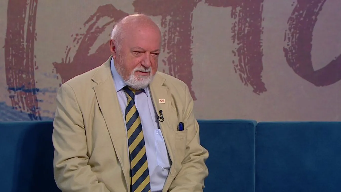 Paletta: Hetvenöt év számadása