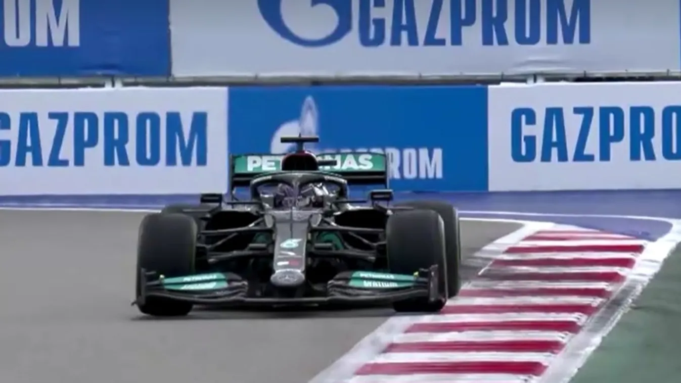 Elképesztő végjátékkal Hamilton nyerte az Orosz Nagydíjat