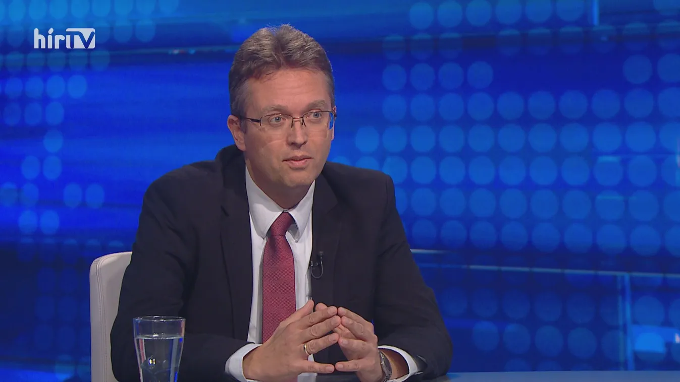 Hankó Balázs: Alapítványi formában jobban működhetnek az egyetemek