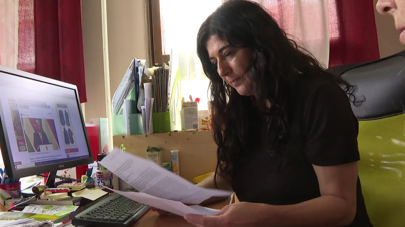 Mentőövet kapnak a folyószámla hitelesek és a hitelkártyával rendelkezők is