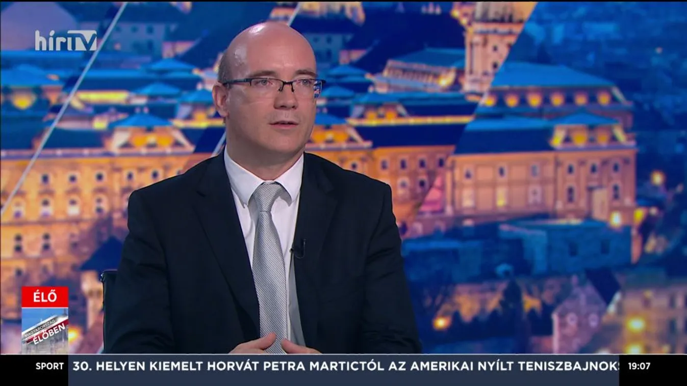 Maruzsa Zoltán: A gyerekek érdeke a jelenléti oktatás