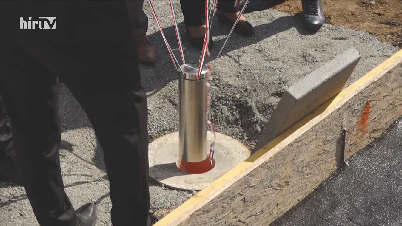 Letették az új mohácsi kikötő alapkövét