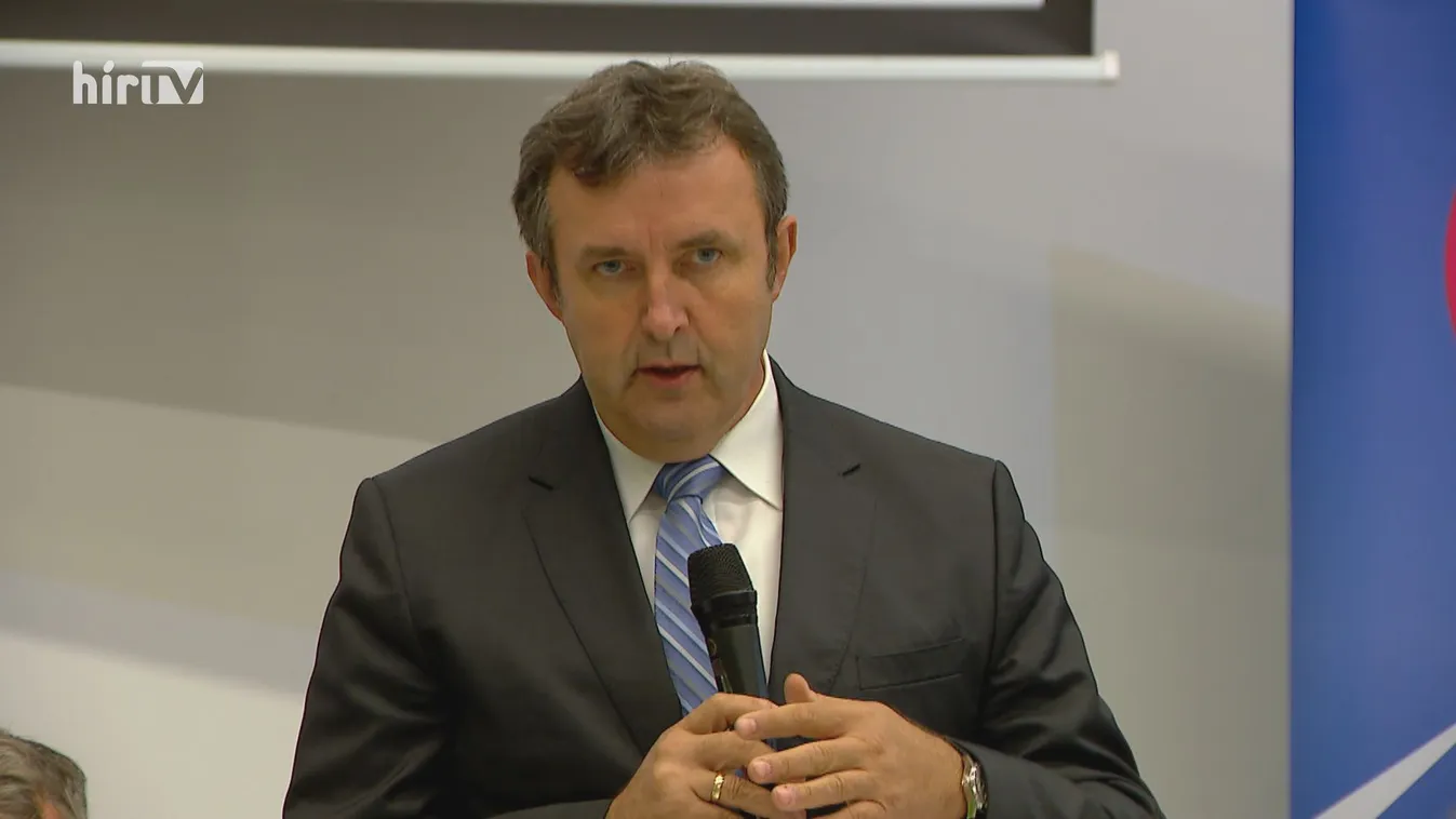 2030-ra a felére csökkentené a közúti balesetek számát Magyarország