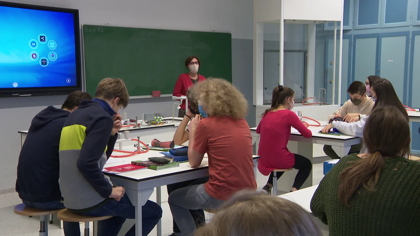 Kötelező a maszk az ELTE-n, csoportokra osztják a hallgatókat