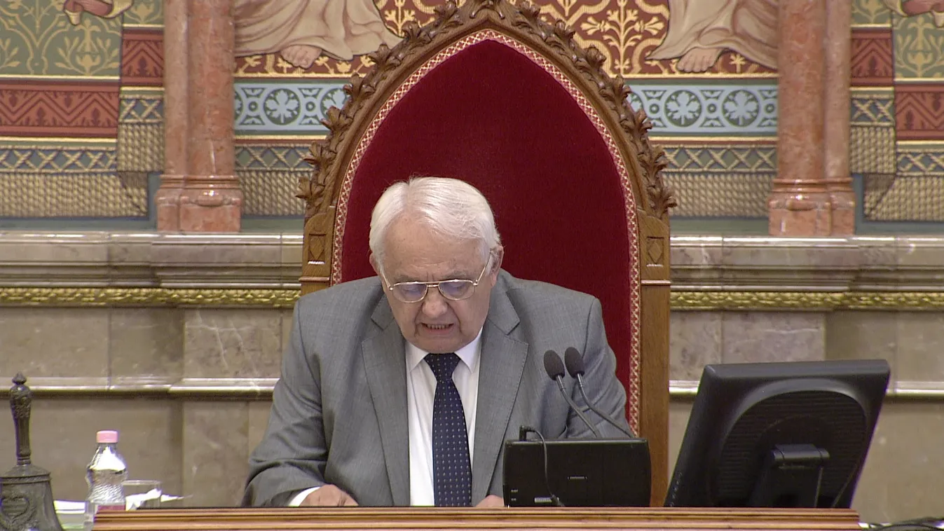 2022. január 1-jéig érvényben marad a koronavírus védekezésről szóló törvény