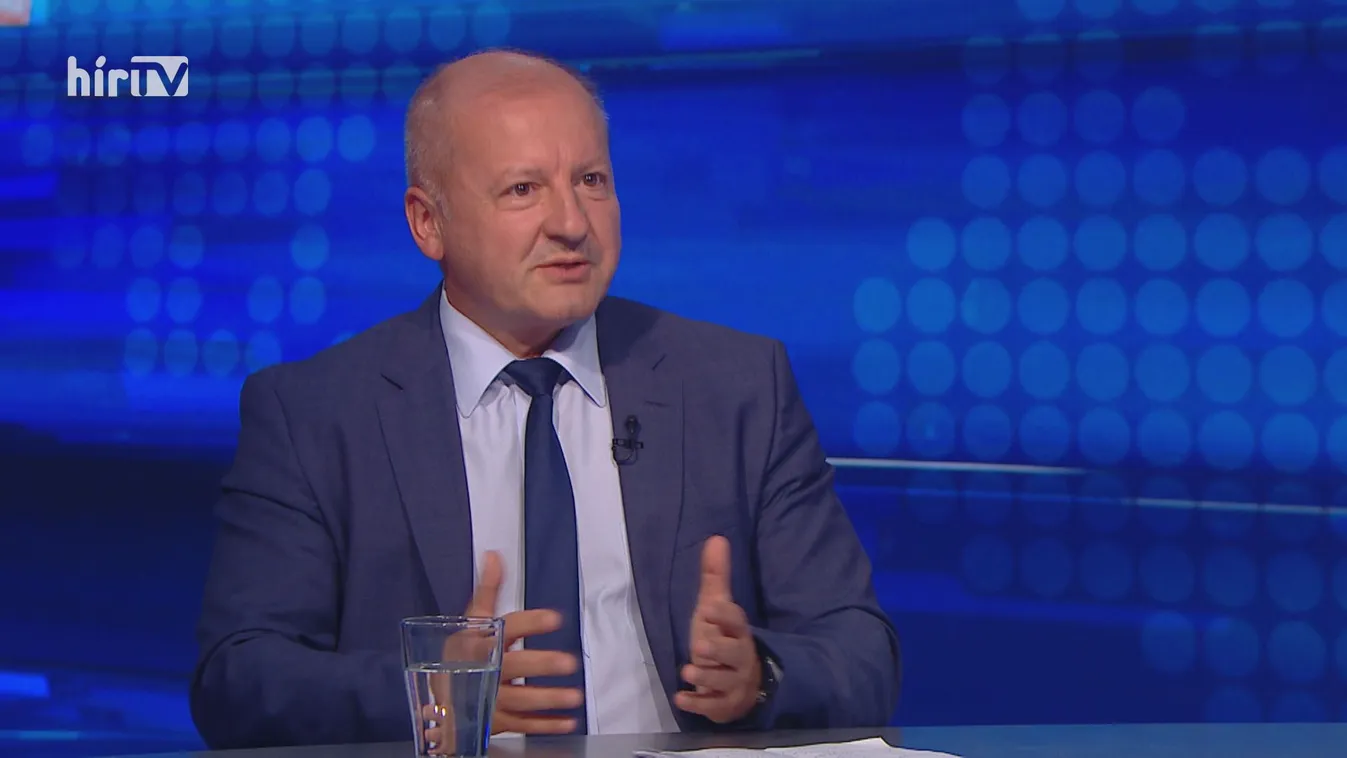 Simicskó István: A migrációt meg kell állítani!