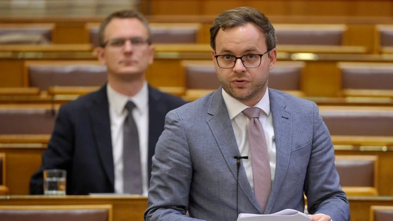 Orbán Balázs: A baloldal csődbe vitte az országot