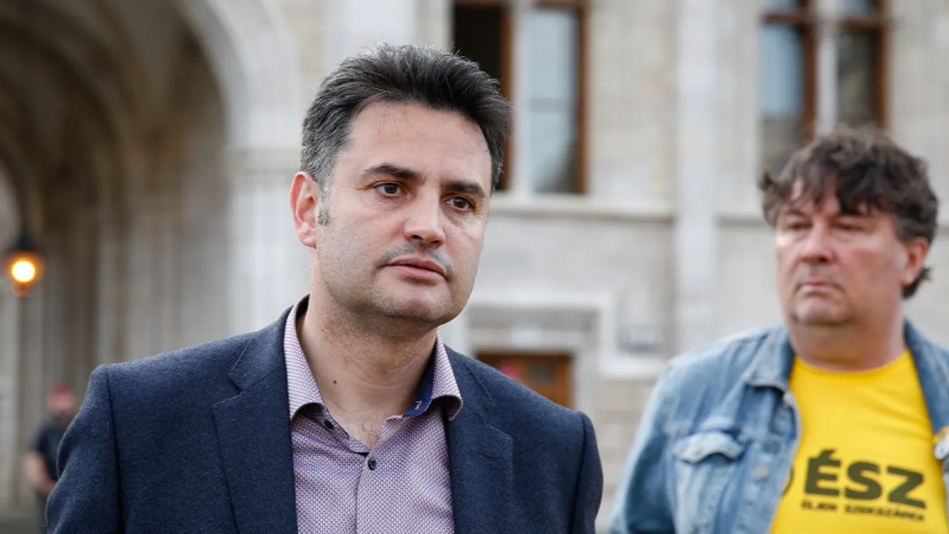 Márki-Zay Péter csak a szavazatok miatt akar konzervatívnak látszani