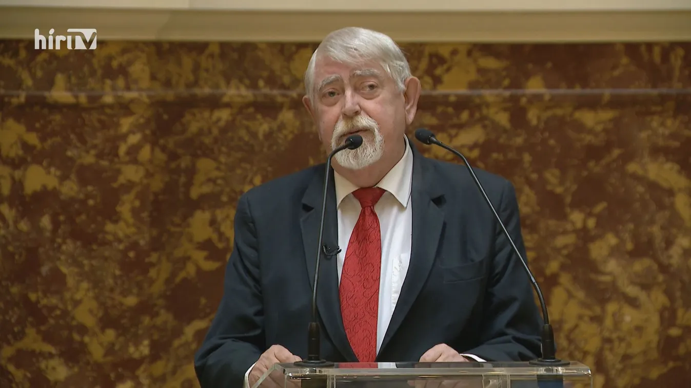 Megérkeztek André Kertész fényképei a Magyar Nemzeti Múzeumba