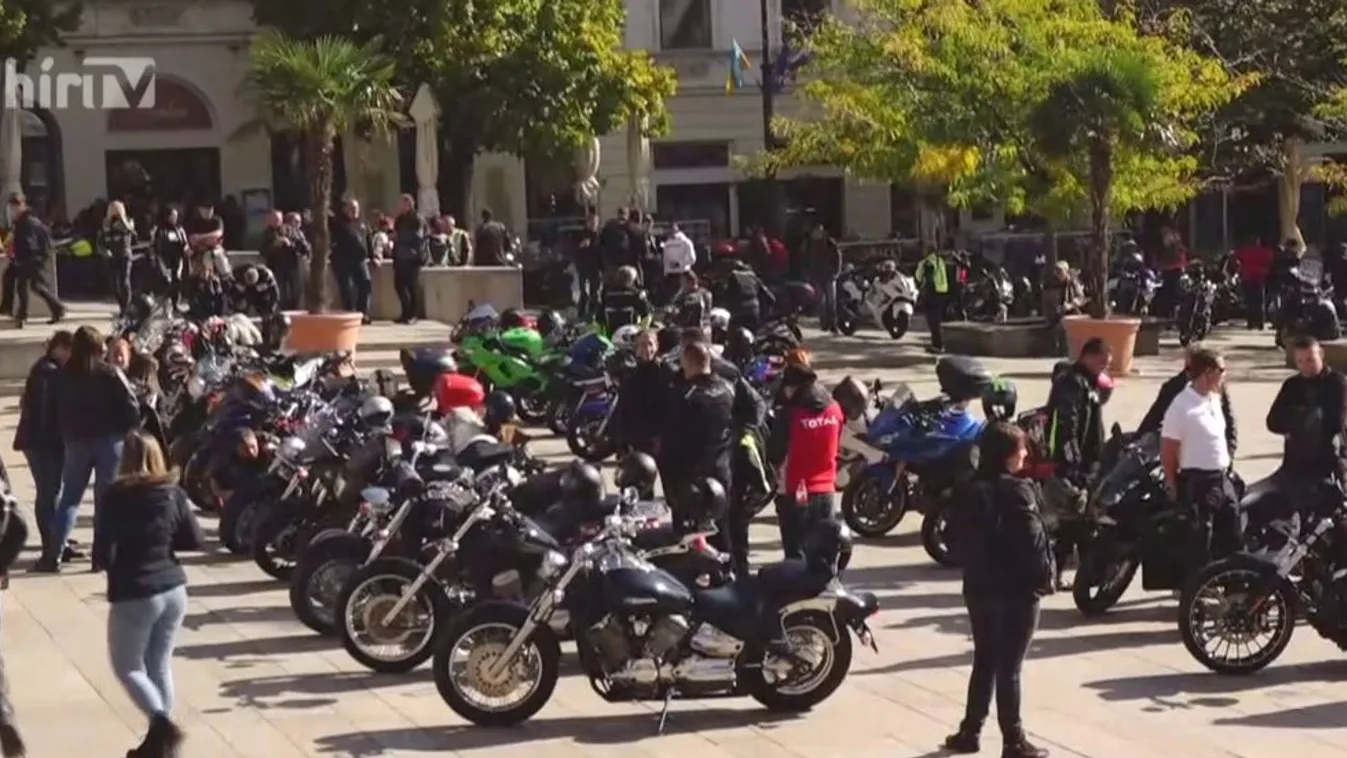 Szezonzáró motoros rendezvény Pécsett