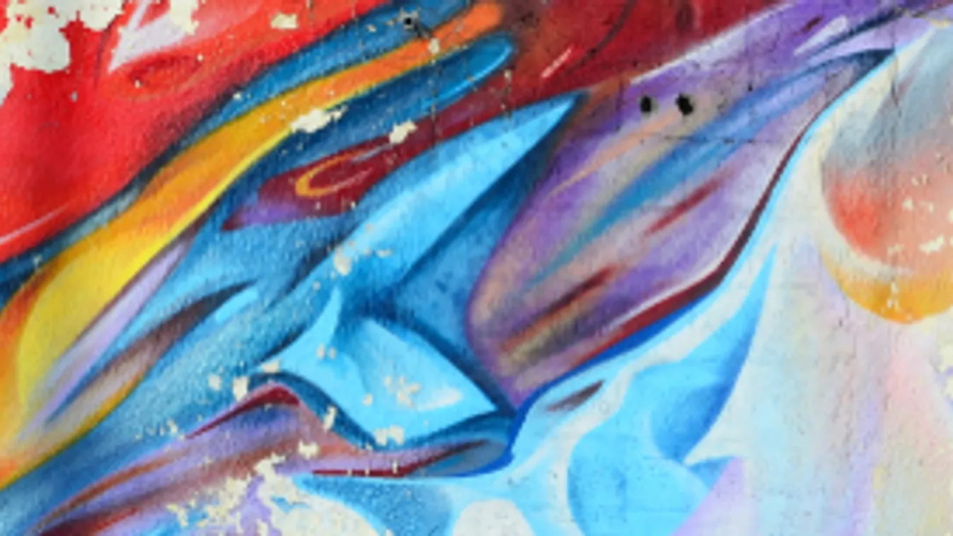 Éveken keresztül firkált össze szegedi épületeket