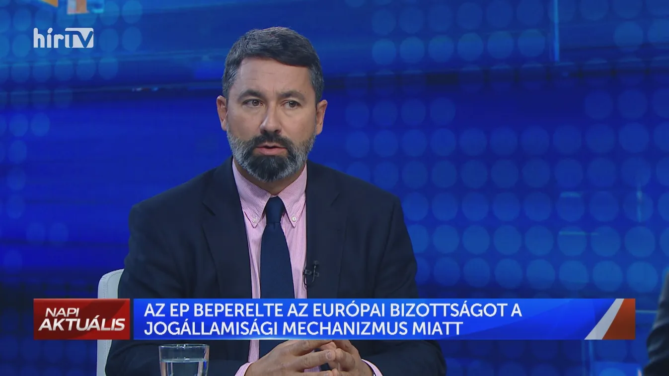 Hidvéghi Balázs: Az EP baloldali többsége kizárólag a saját politikai céljait erőlteti a tagállamokra