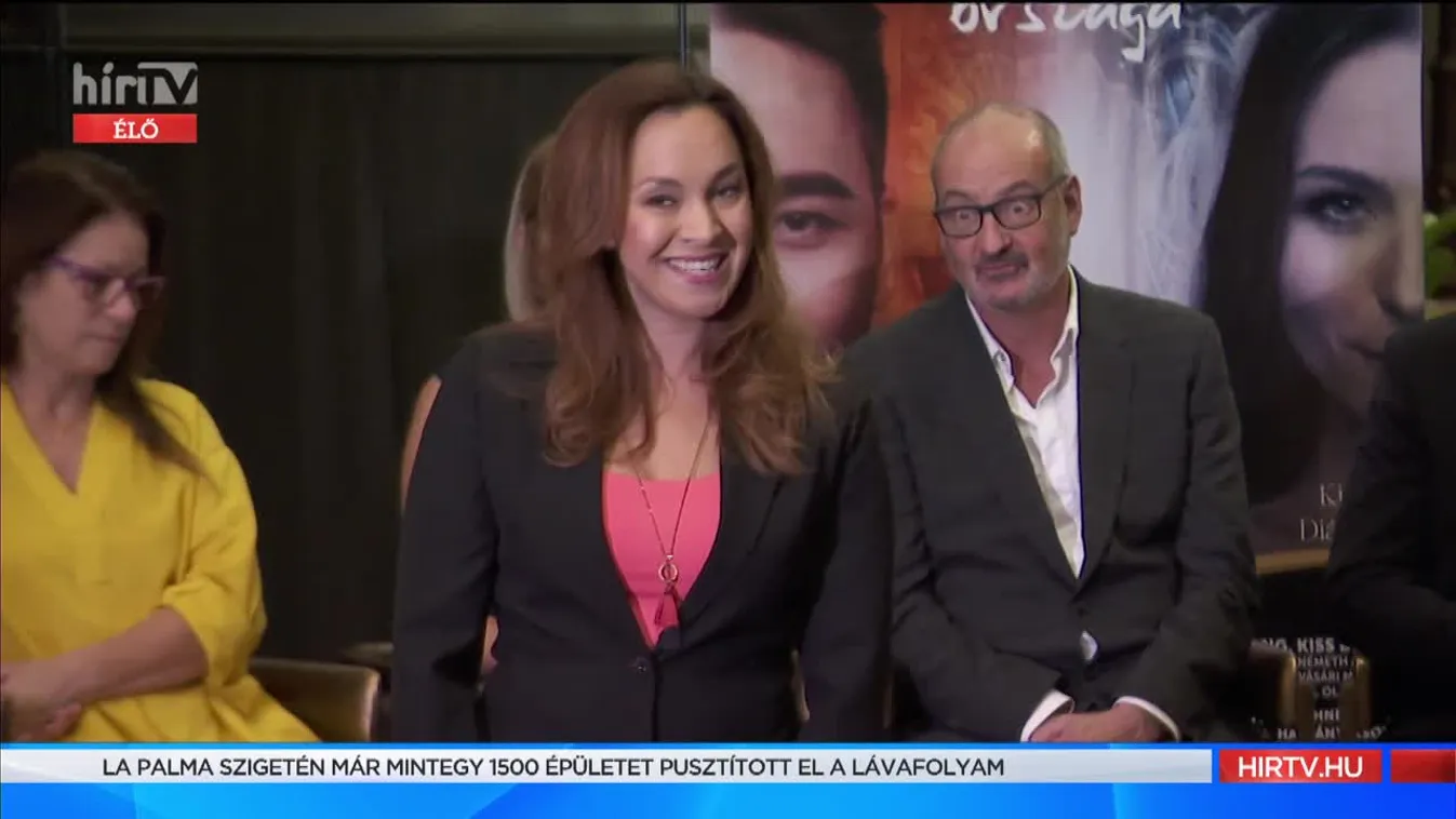 Mozaik: A mosoly országa operett