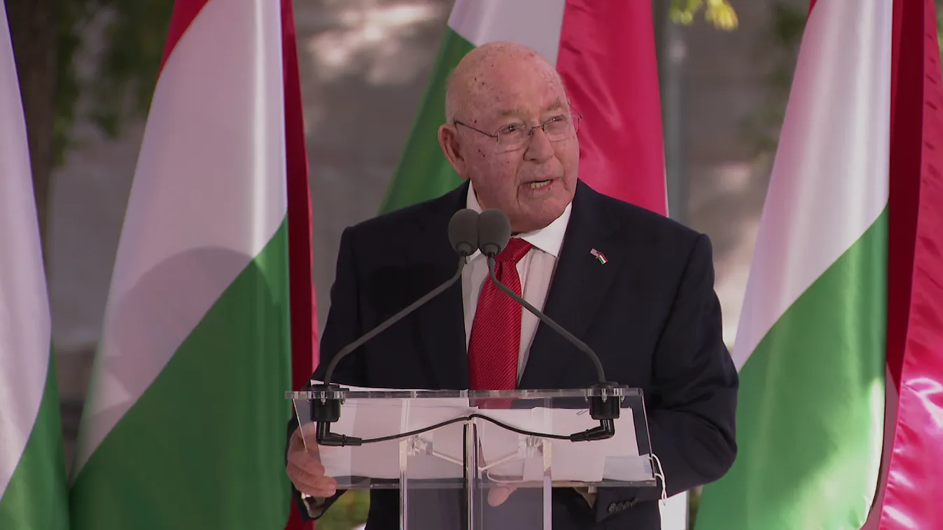 A volt amerikai nagykövet szerint Orbán Viktor felvirágoztatta Magyarországot