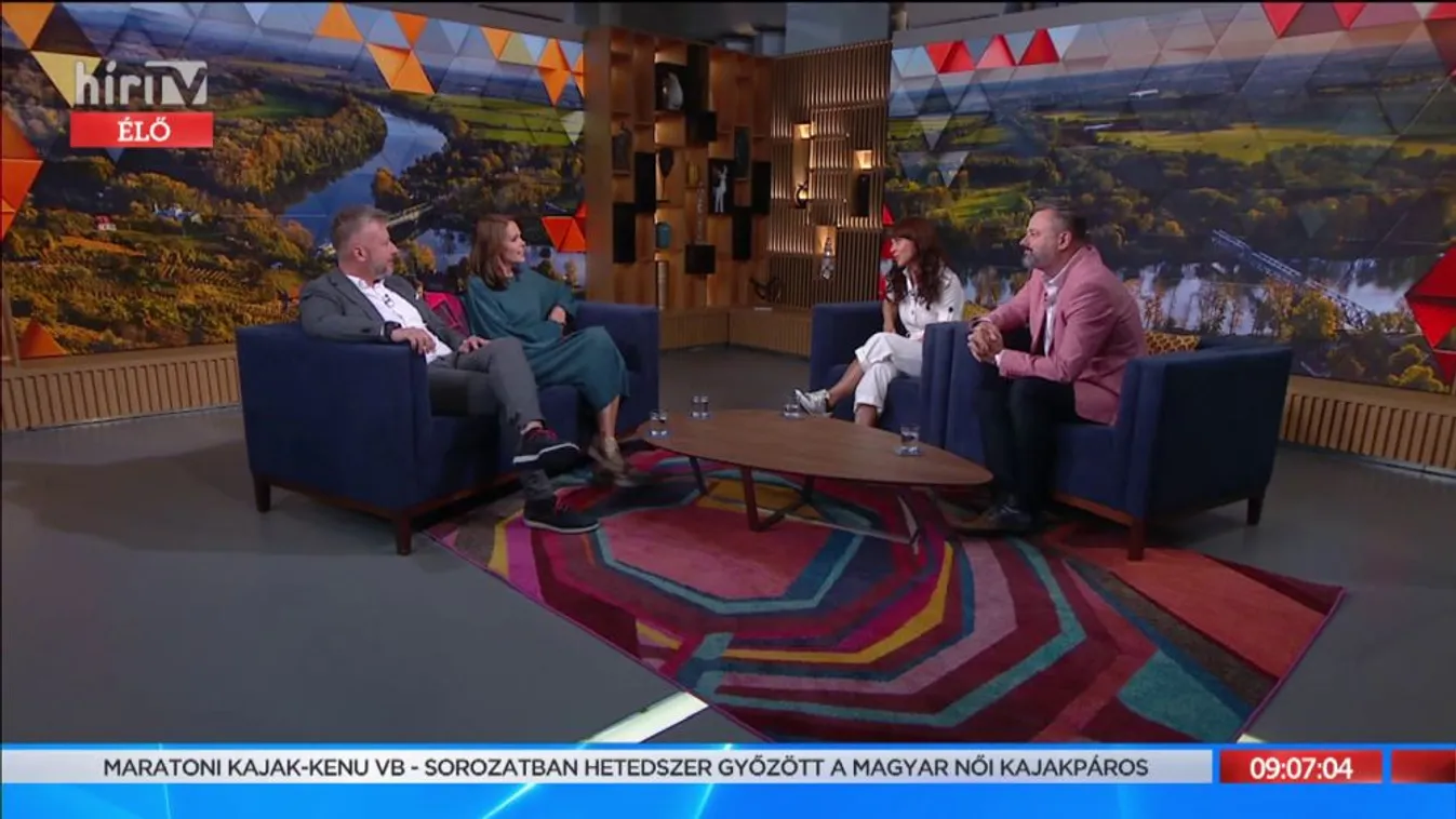 Mozaik: A Nagyvárosi fények díszelőadásán vendégeskedett Charlie Chaplin unokája