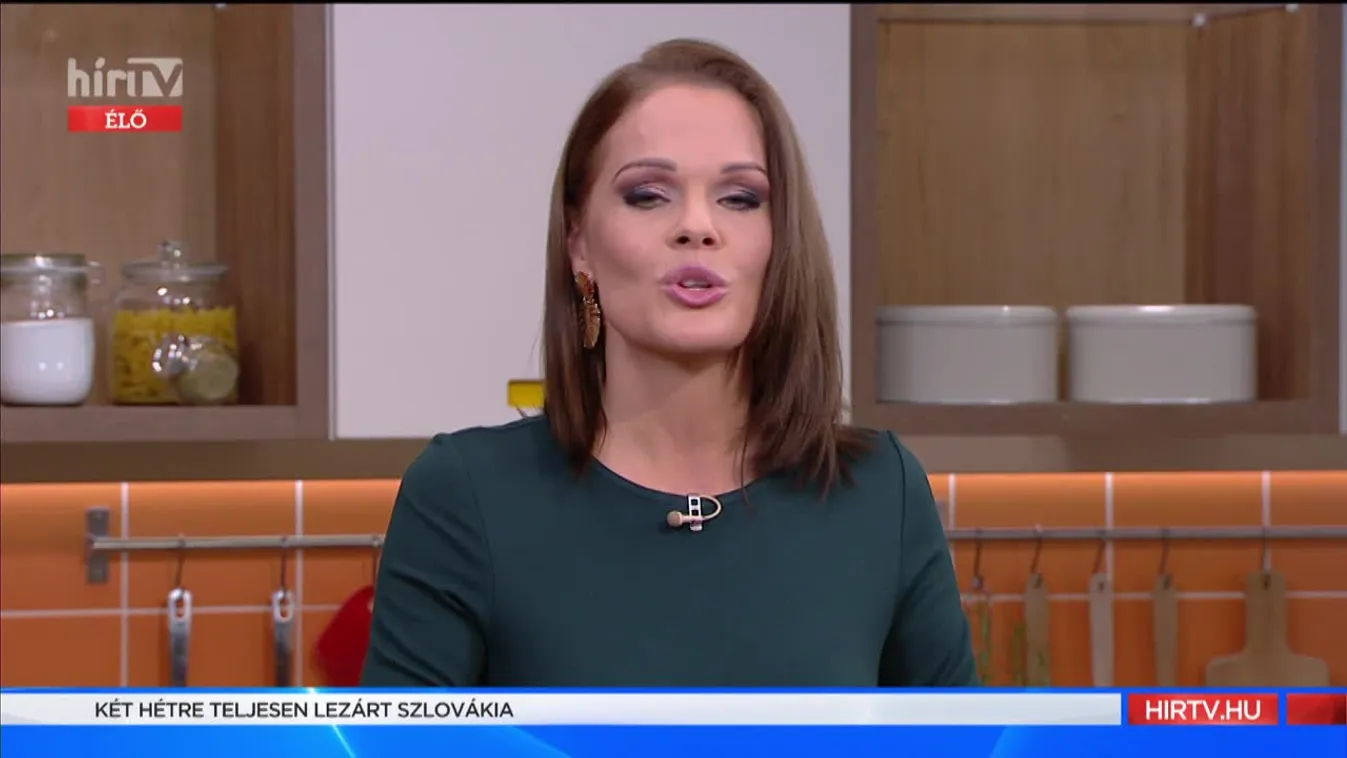 Mozaik: Egész nap véradás Kecskeméten a Hírös Agórában