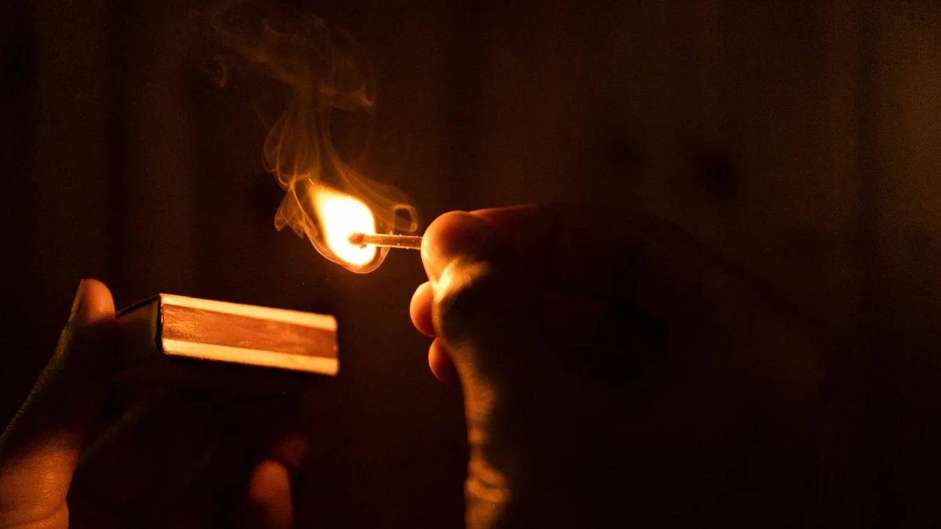 Rágyújtotta volt élettársára és annak új barátnőjére a házat, mert állítja, démonok szállták meg