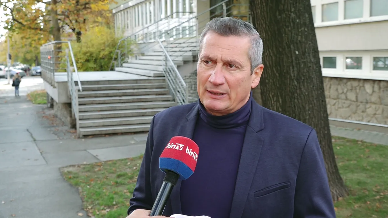 Unokázós csaló ellen emeltek vádat