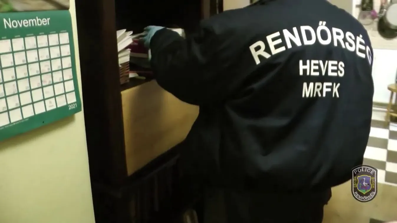 Hamis oltási igazolásokkal üzleteltek