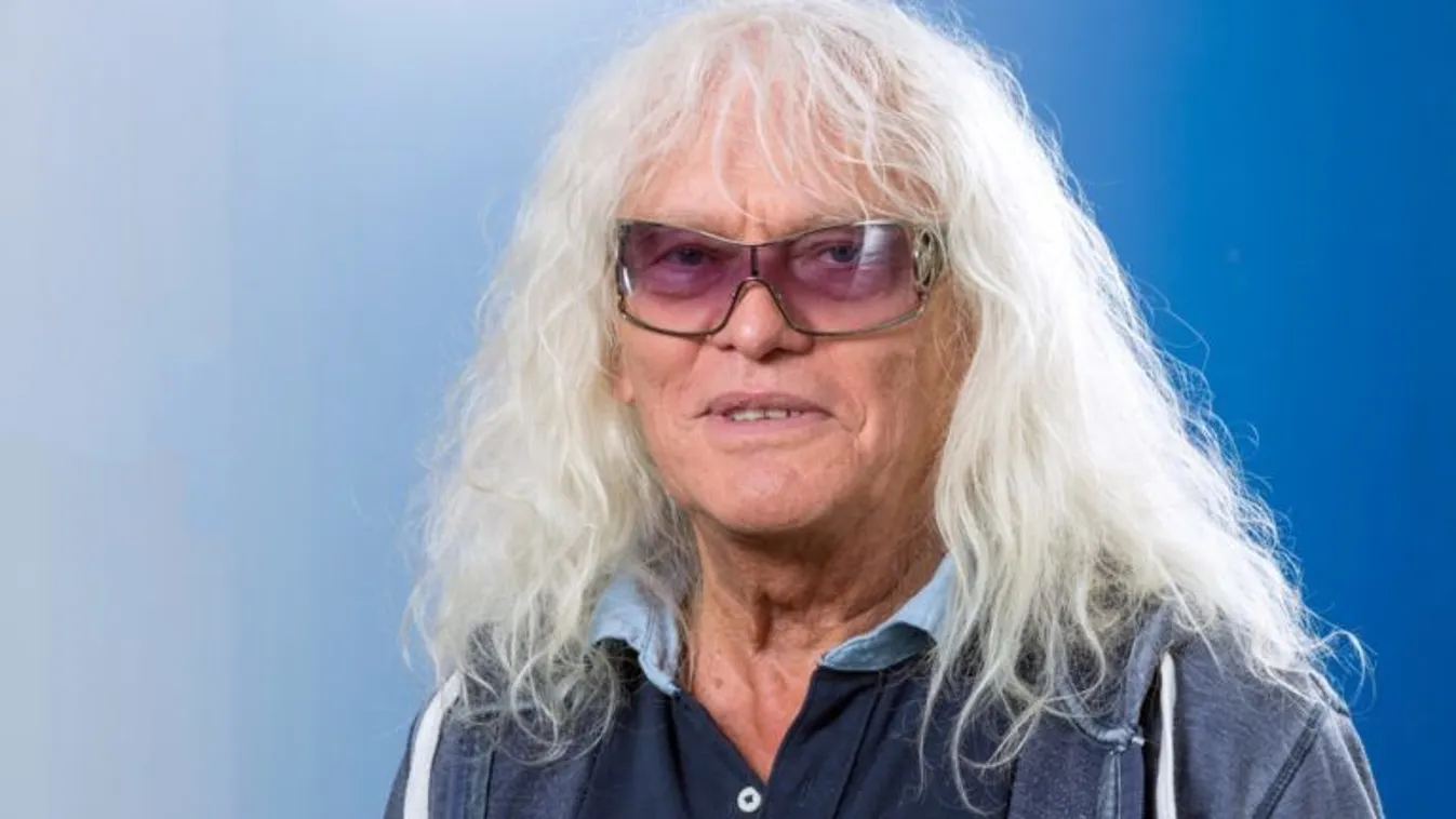 Tarol a koronavírus a zenészek között: kórházba került Kóbor János!