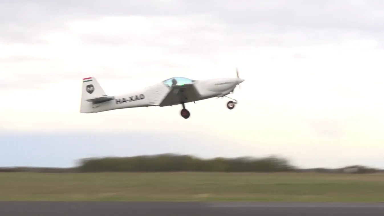 Történelmi repülés