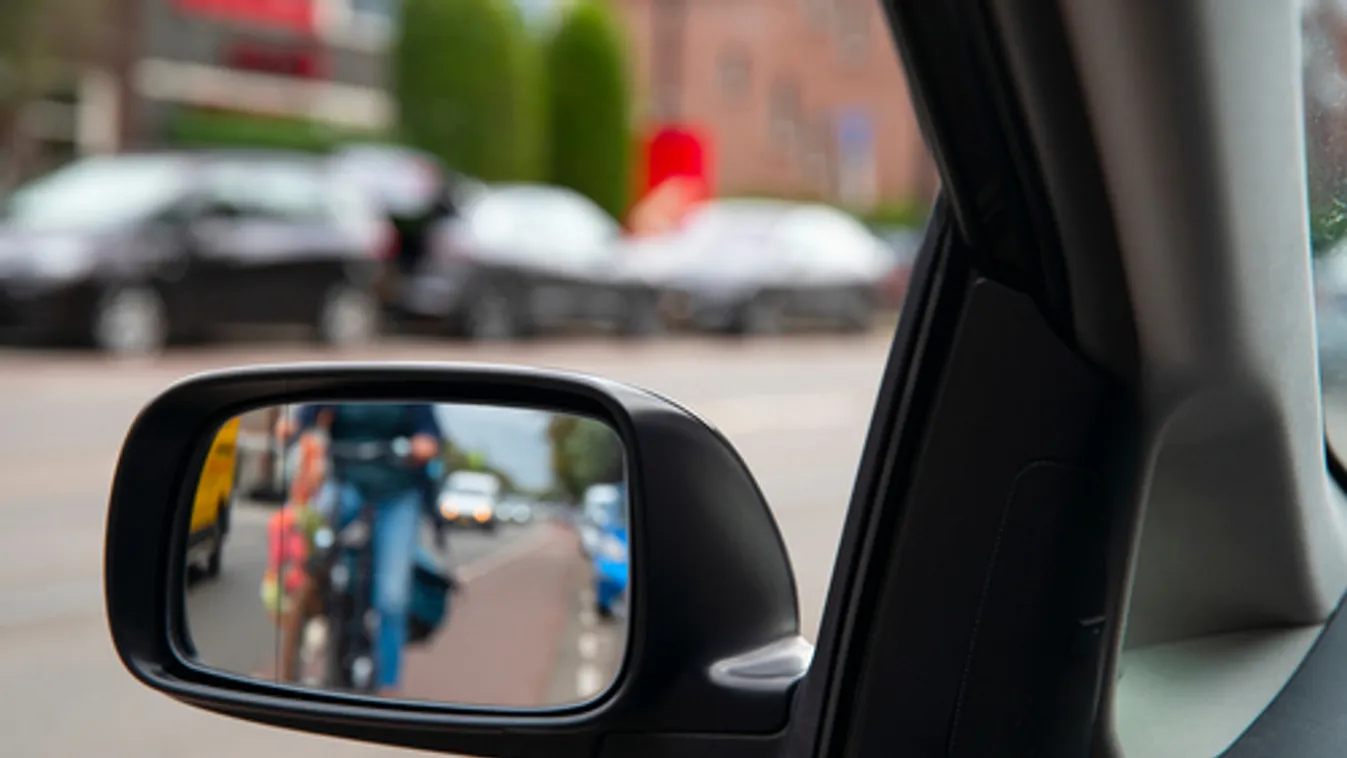 Bosszúból ütötte el a biciklist – azonnal ugrott a jogosítványa és büntetőeljárás indult ellene +VIDEÓ