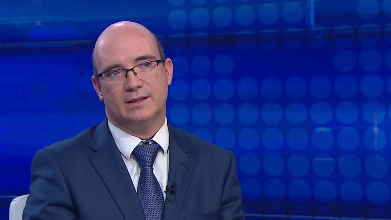 Az Emmi nem számít működési zavarra a tanárok kötelező oltása miatt