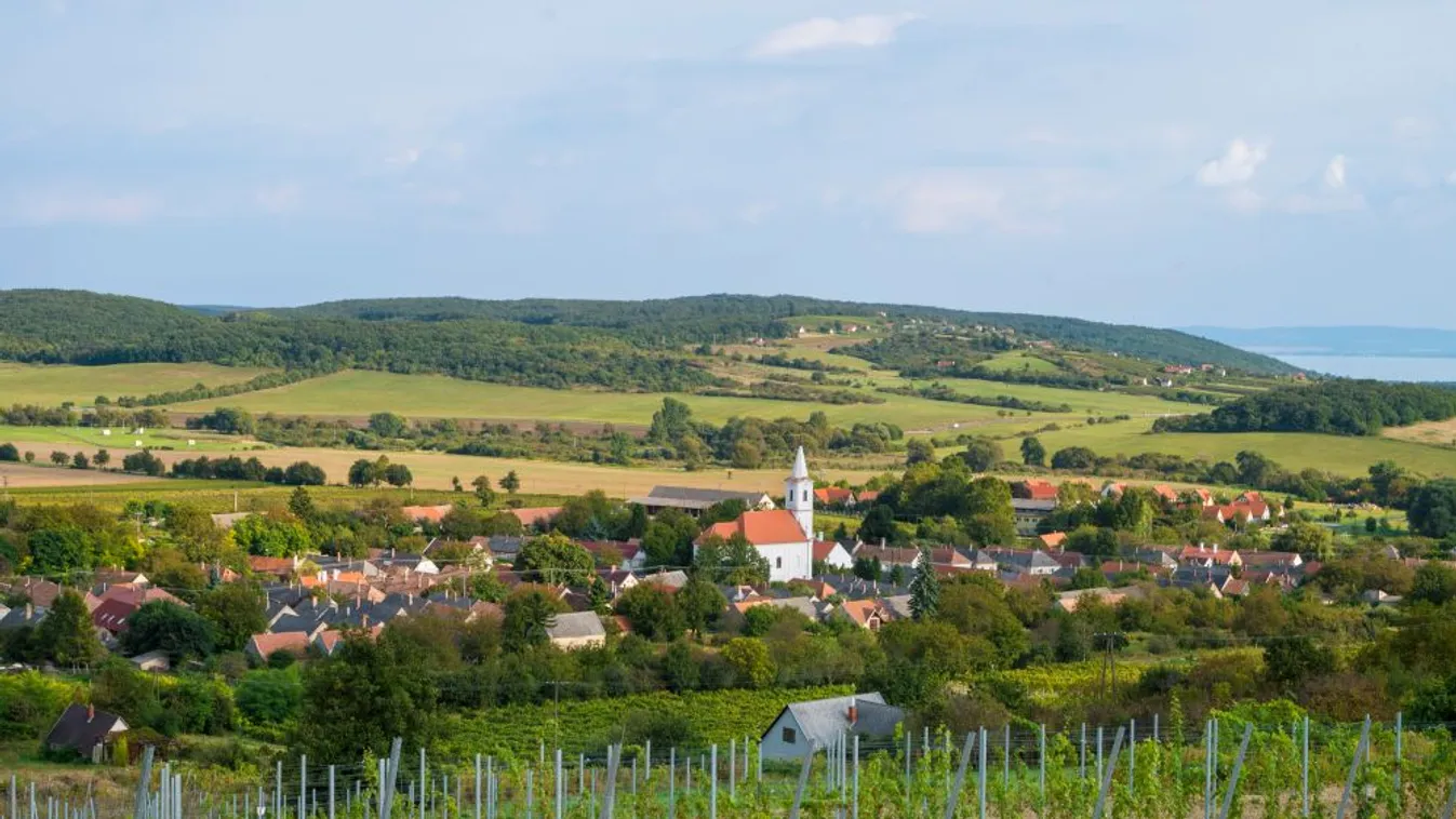 Újabb igénylői kör pályázhat a falusi csok támogatásaira