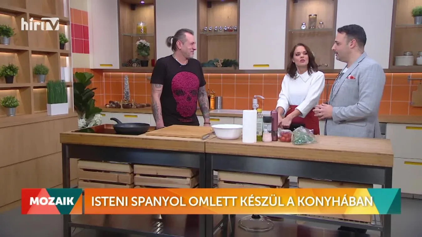 Mozaik - Isteni spanyol omlett készül a konyhában