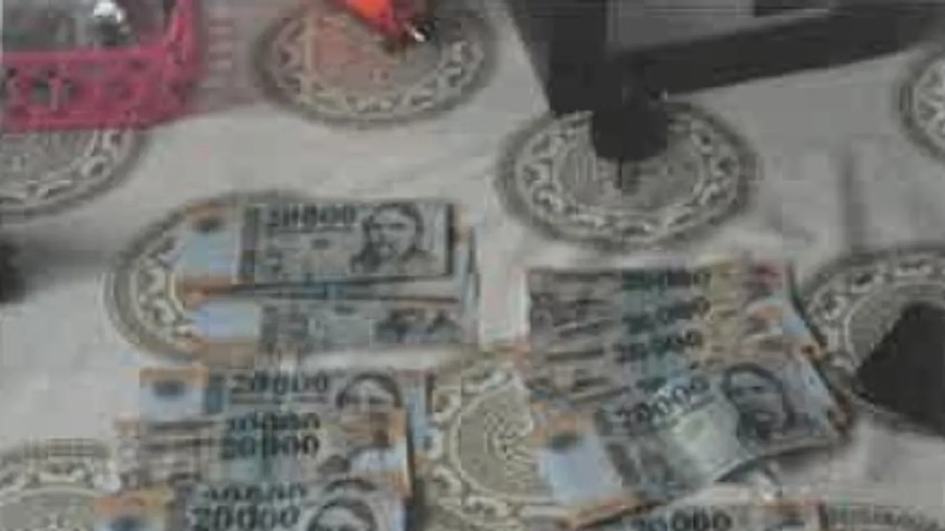 Lefolyóba öntötték a fehér port, amikor lebuktak + Fotó