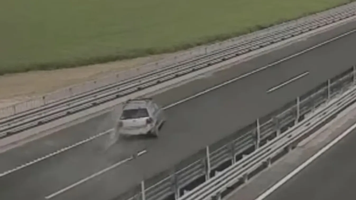 Vádat emeltek a forgalommal szembe felhajtó és így balesetet okozó idős férfivel szemben