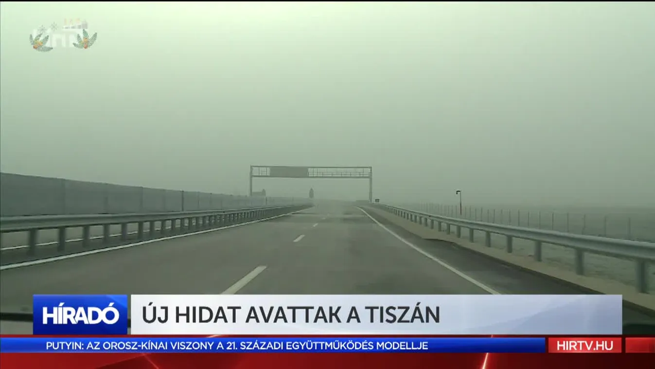 Új hidat avattak a Tiszán