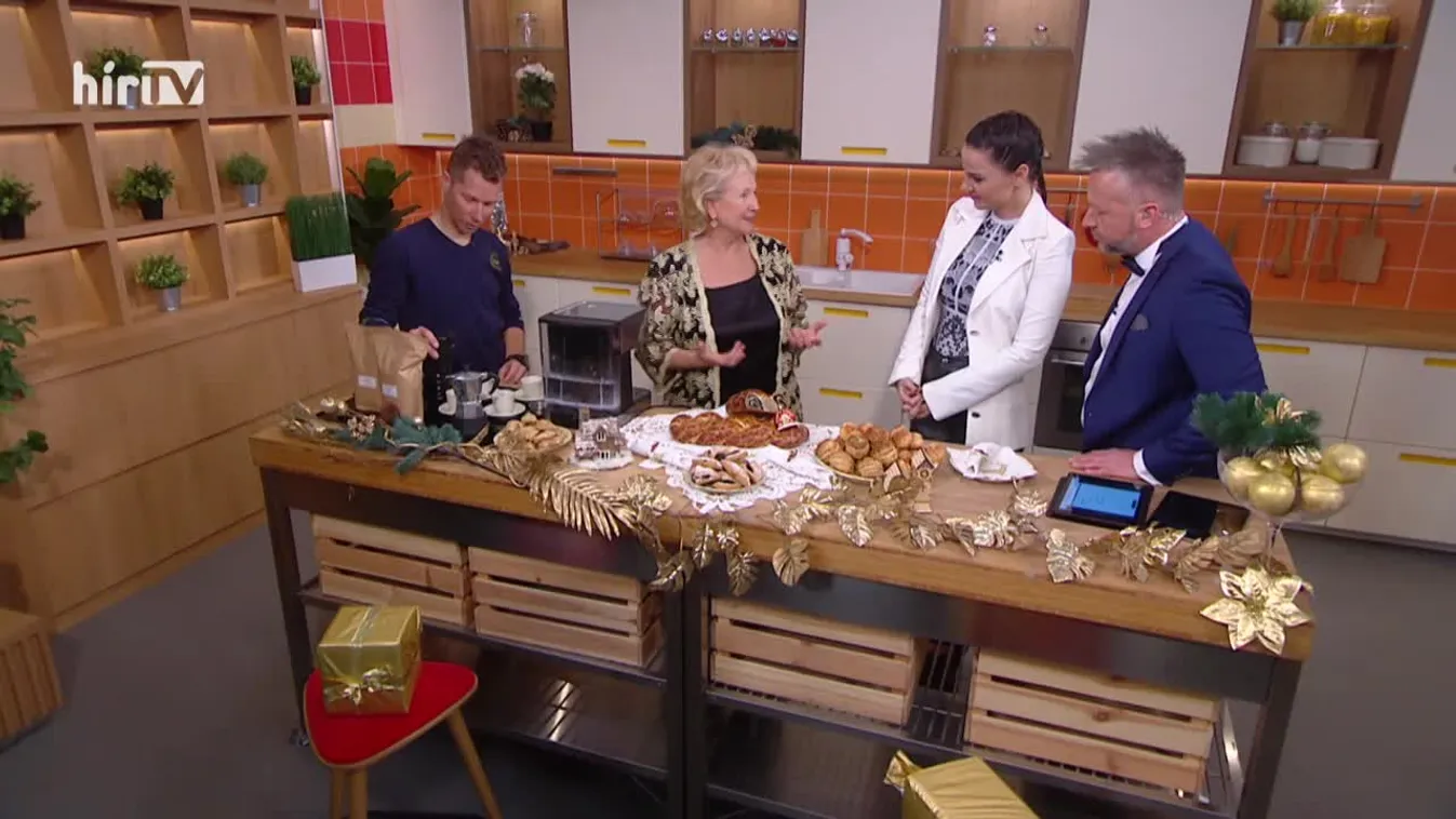 Mozaik - Karácsonyi sütemények és kávékülönlegességek a Mozaik konyhájában  (2021-12-26)