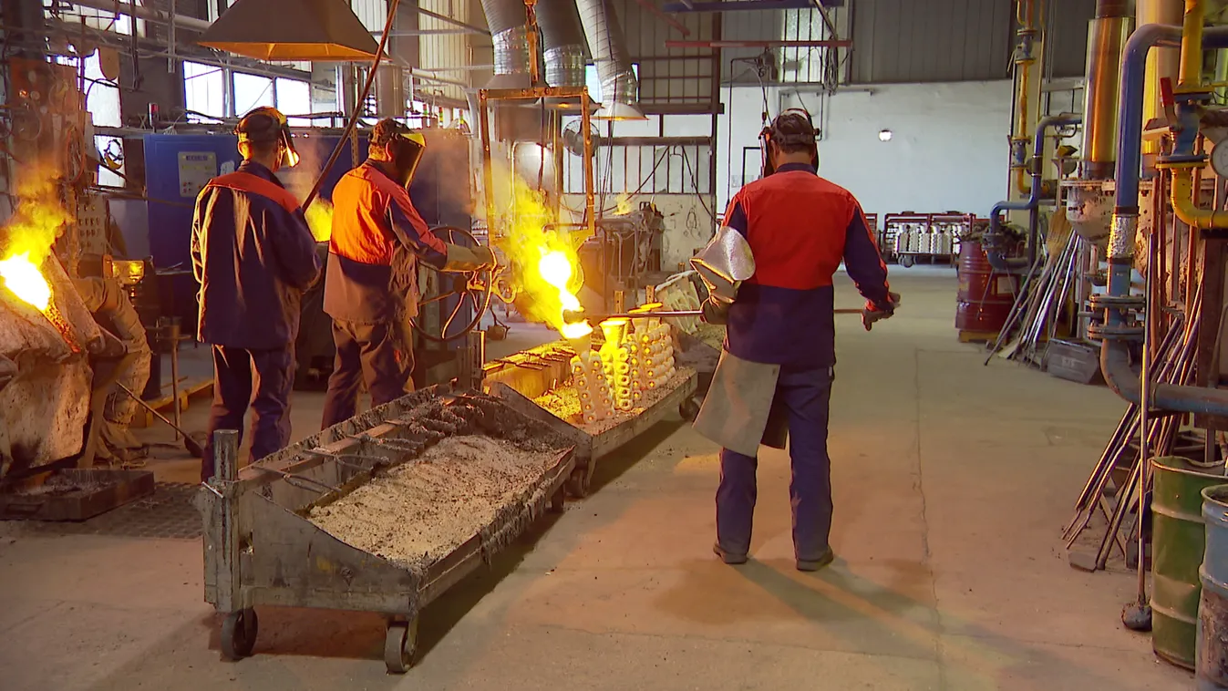 Menczer: A beruházásokért óriási verseny zajlik, de Magyarország vonzó célpont