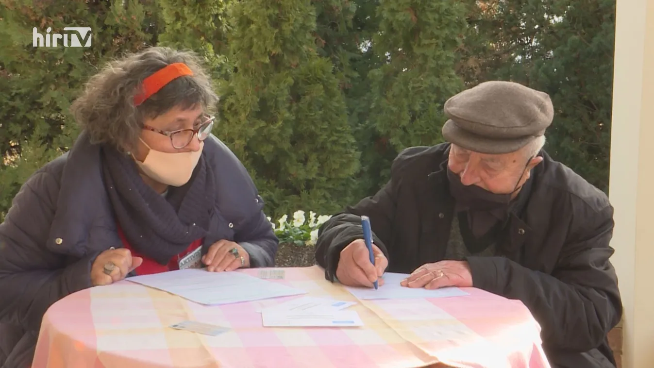 Vajdasági magyaroknak segítenek a választási névjegyzékbe regisztrálni