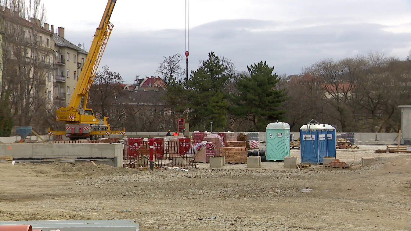 Radar - Épül a sportpálya