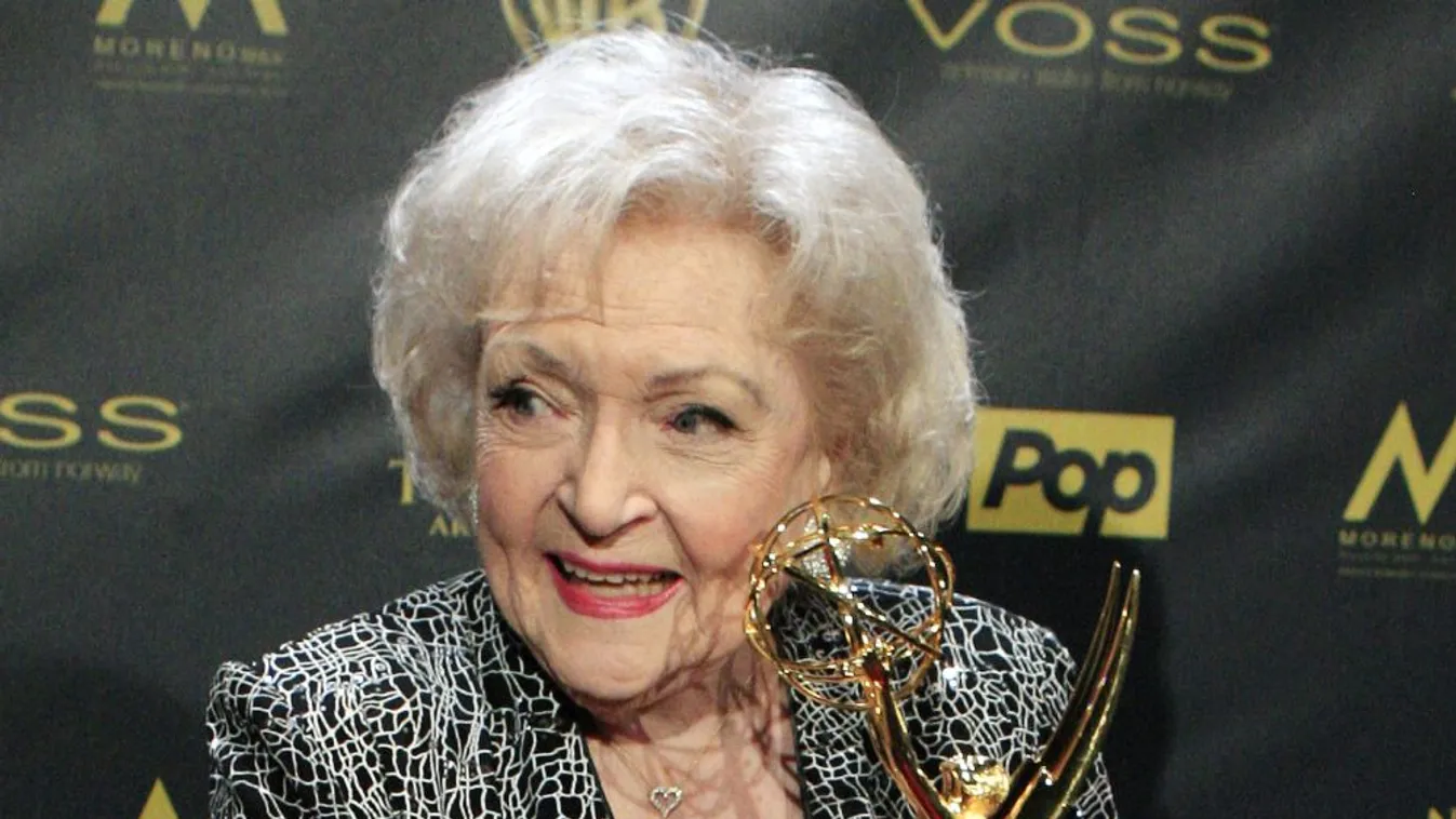 Néhány nappal a századik születésnapja előtt elhunyt Betty White