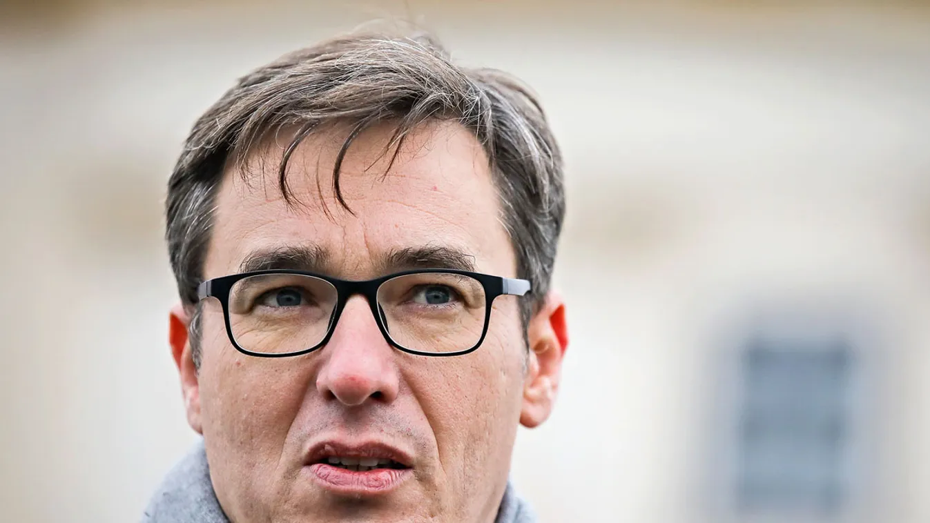 Ellentmondás Karácsony és hivatala közlése között