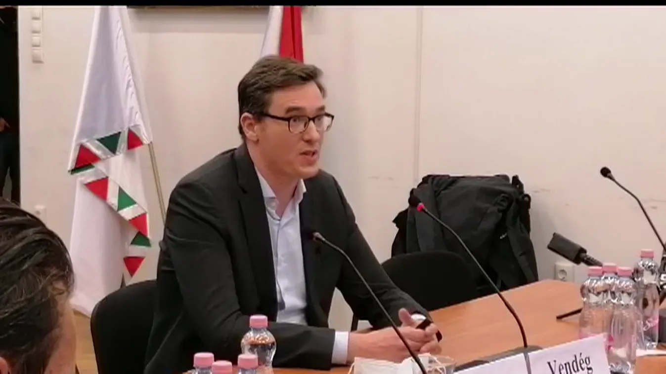 Mindent tagad Karácsony Gergely