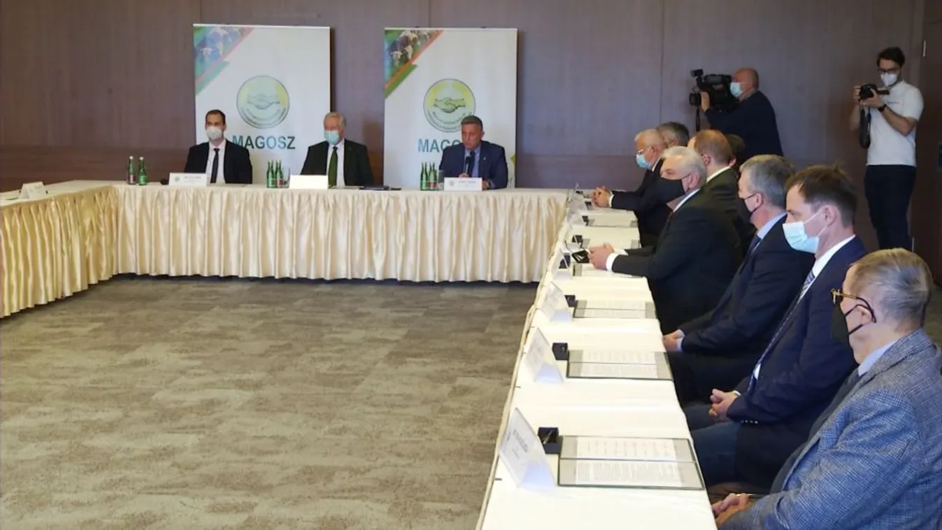 Soroló: Megerősítette korábbi együttműködését a Magosz és 17 szakmaközi szervezet