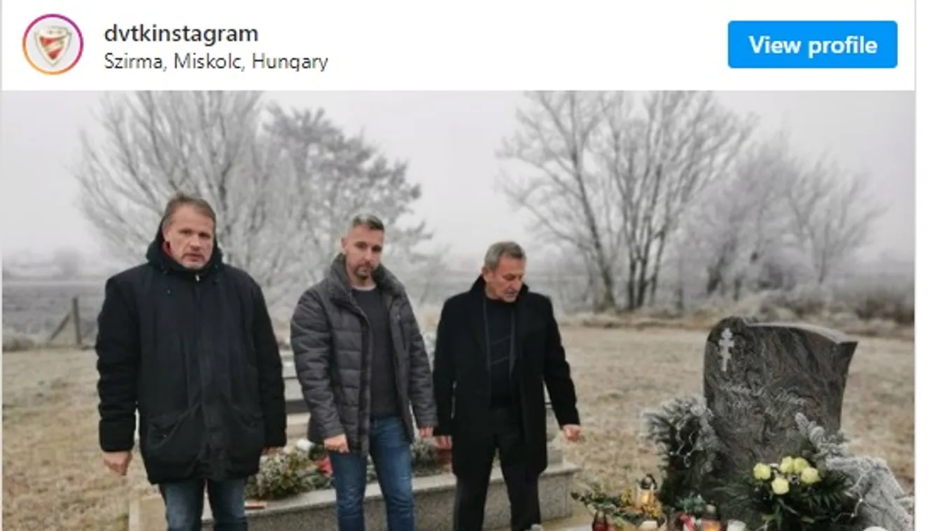 Gyász: Így néz ki most a tragikusan fiatalon elhunyt Rakaczki Bence sírhelye