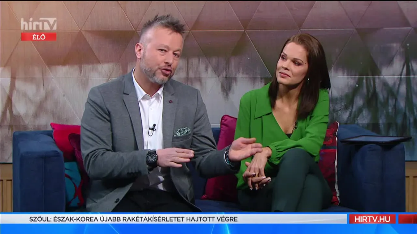 Mozaik - Életrajzi könyvet írt a rockénekes (2022-01-17)