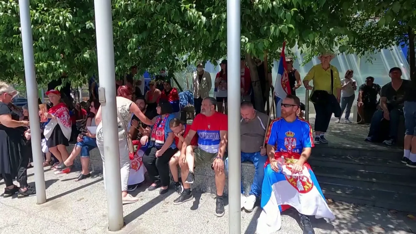 Szabadon engedték ám kiutasíthatják a szerb teniszezőt az ausztrál hatóságok