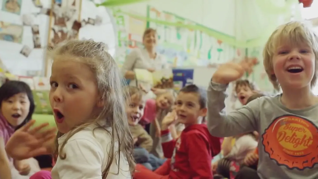 Tíz év alatti gyermekeknek tartott szexuális felvilágosítást egy bécsi tanárnő