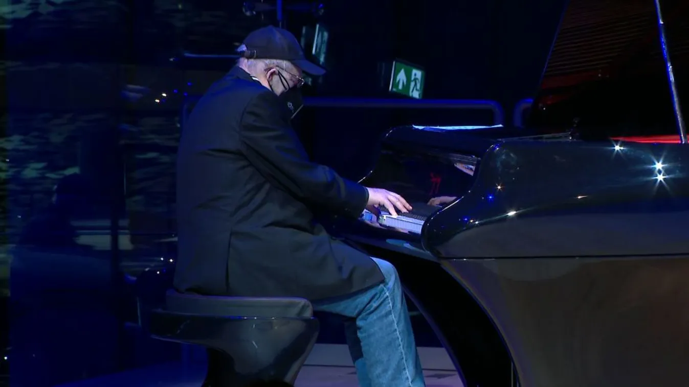 Orbán Viktor: Piros volt a paradicsom - videó