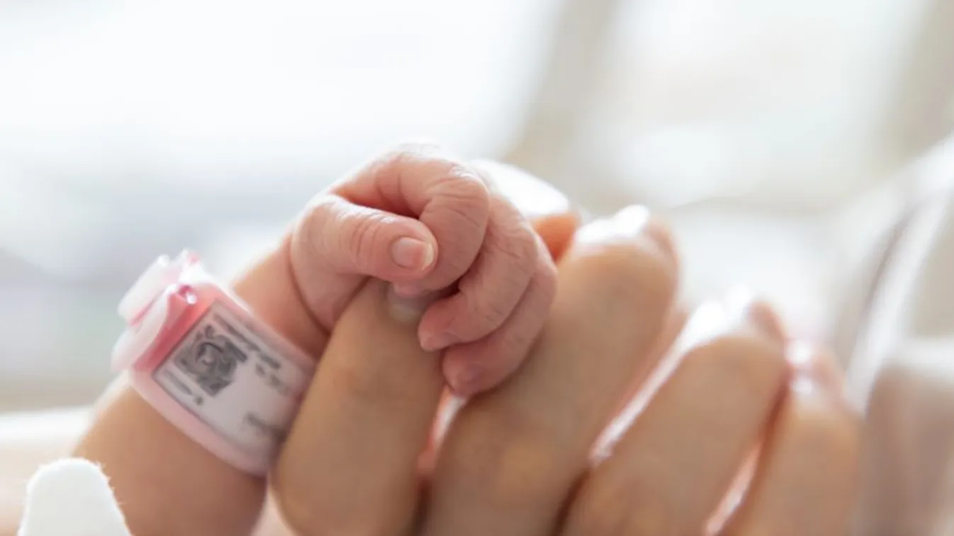 Miskolcon született kisfiú az idei első újszülött