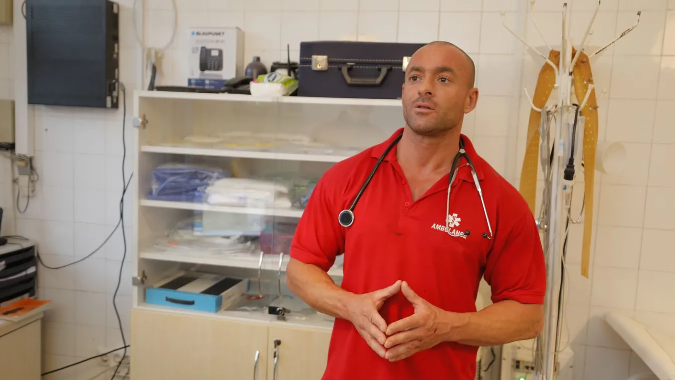 Bunyó a fóti ügyeleti rendelésen: megverte támadóját a testépítő orvos