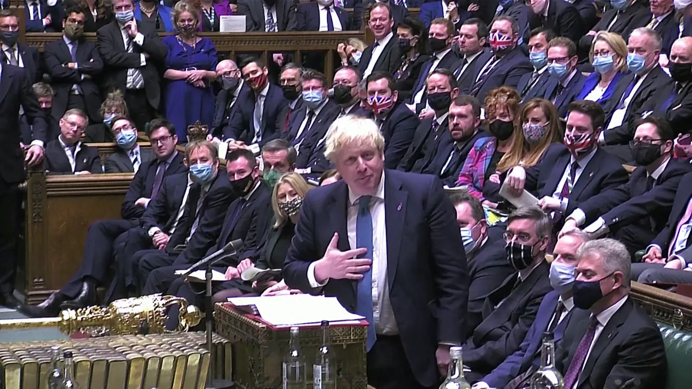 Lemondott Boris Johnson két munkatársa a botrányok miatt